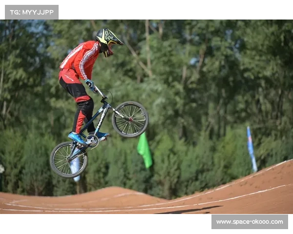 中国BMX进阶之路清晰,从爱好者孤军奋战到汇溪成河的蓬勃力量 中国BMX进阶之路清晰,从爱好者孤军奋战到汇溪成河的蓬勃力量