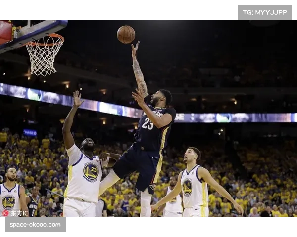 “深度报道：从‘一星四射’到‘无位置篮球’——近十年NBA进攻哲学的演变全景”